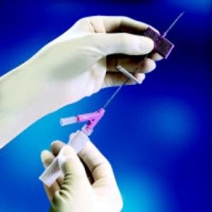 BD 383322 - CATHETER STI W/PRN STR BLUE 22G X 3/4 25/BX 8BX/CA
